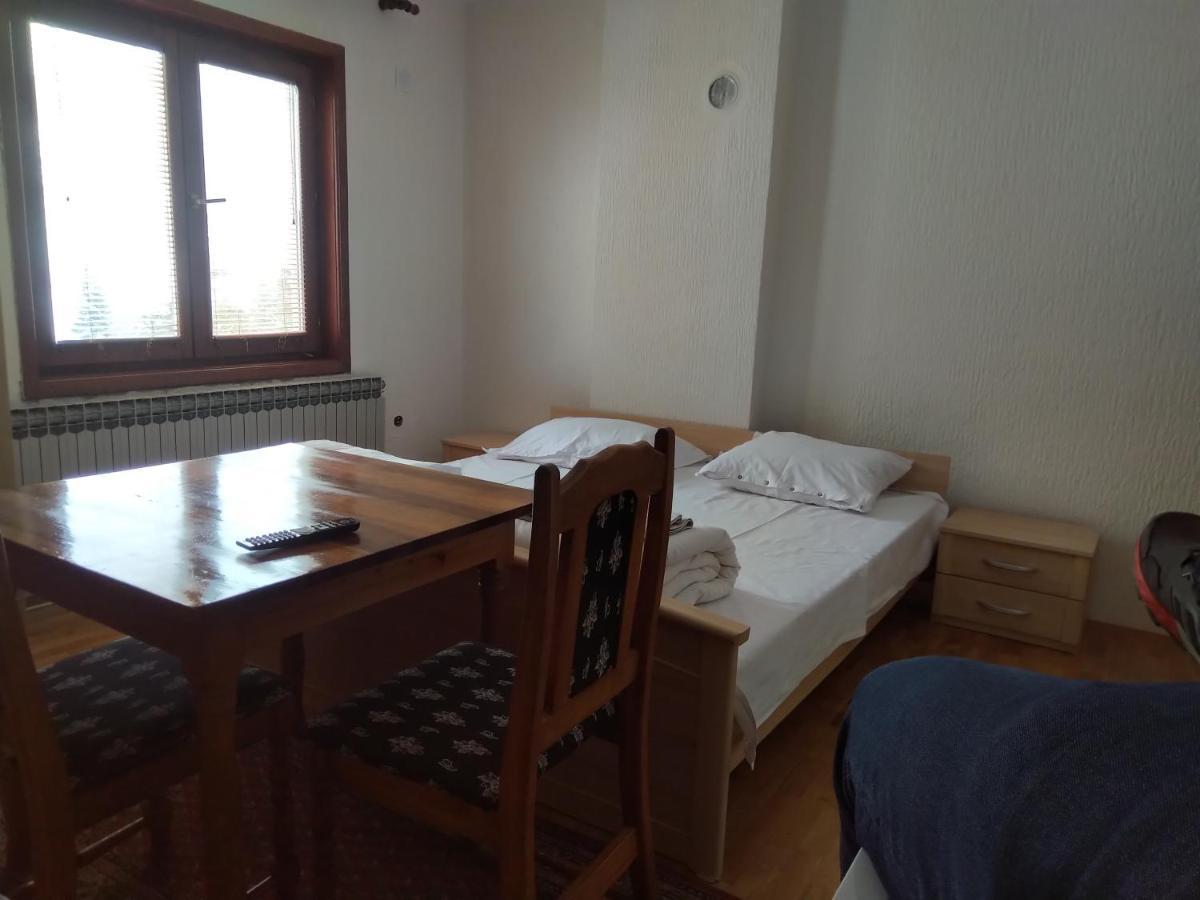 Apartments And Rooms Vicko Brzece Ngoại thất bức ảnh