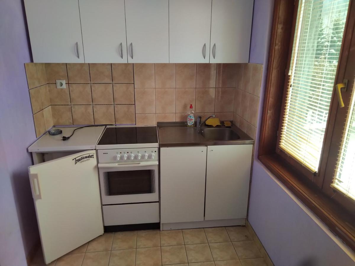 Apartments And Rooms Vicko Brzece Ngoại thất bức ảnh
