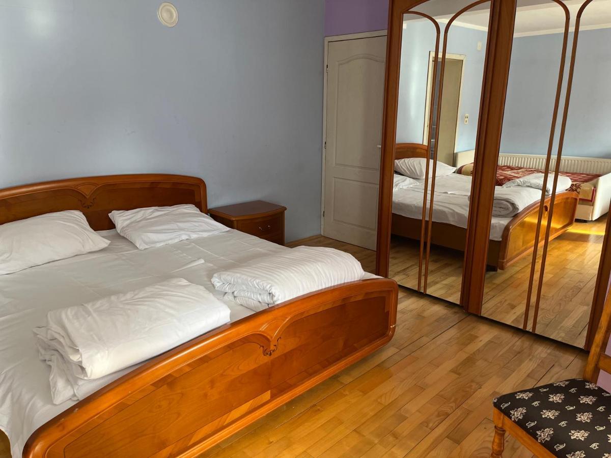 Apartments And Rooms Vicko Brzece Ngoại thất bức ảnh