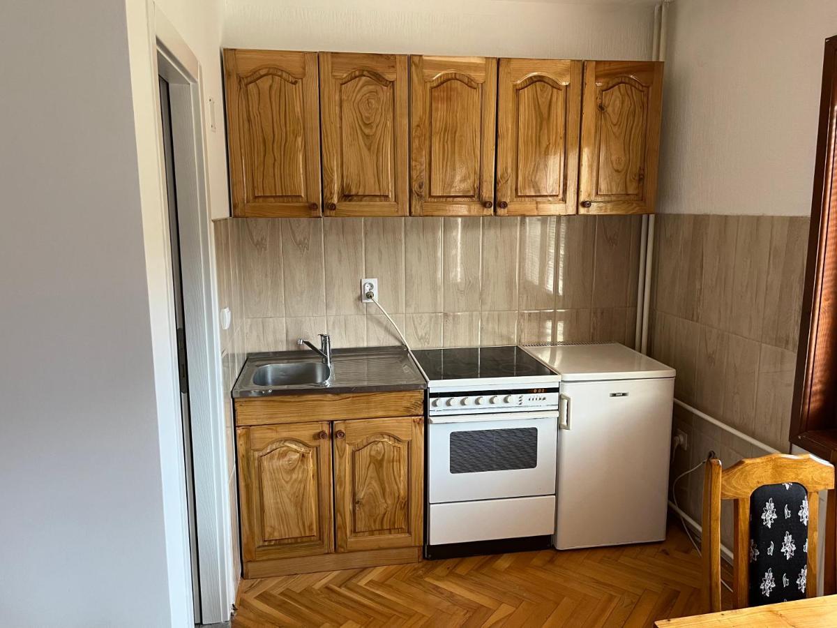 Apartments And Rooms Vicko Brzece Ngoại thất bức ảnh