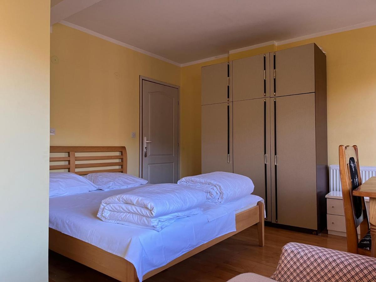 Apartments And Rooms Vicko Brzece Ngoại thất bức ảnh