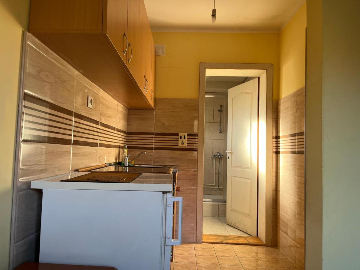 Apartments And Rooms Vicko Brzece Ngoại thất bức ảnh