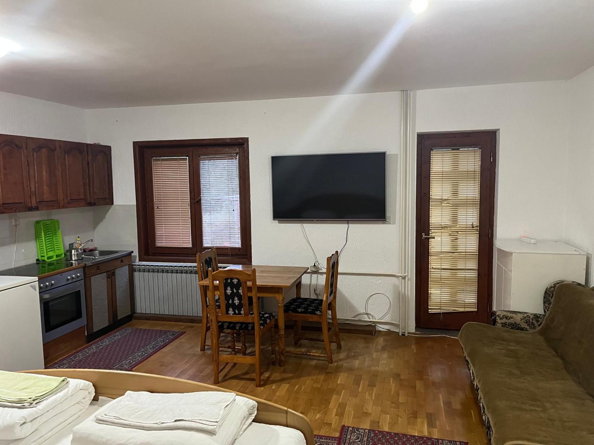 Apartments And Rooms Vicko Brzece Ngoại thất bức ảnh