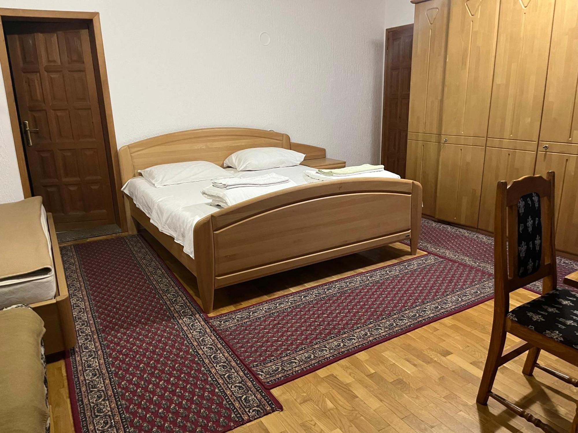 Apartments And Rooms Vicko Brzece Ngoại thất bức ảnh