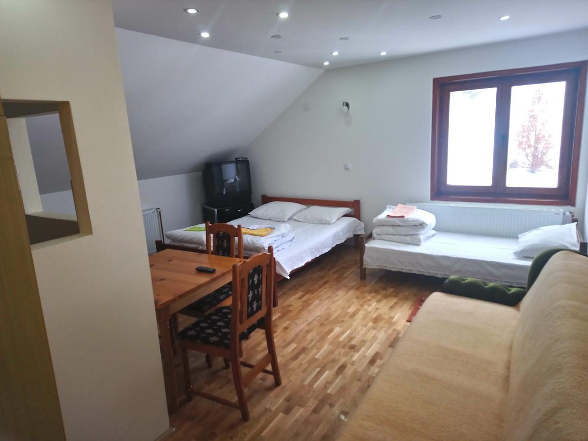 Apartments And Rooms Vicko Brzece Ngoại thất bức ảnh